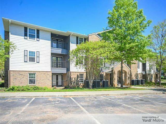 Exterior shot of one of the buildings at 403 West, a 384-unit community in Raleigh, N.C.