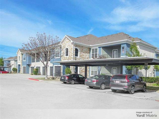 Exterior shot of Riachi at One21, a community in Plano, Texas.