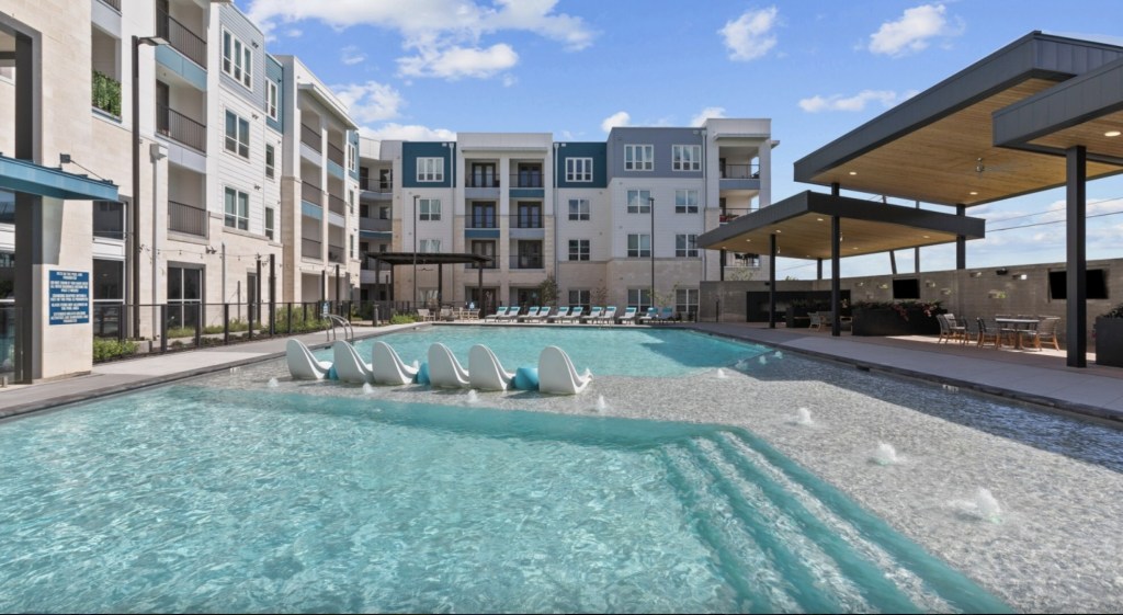 A photo of Rise 120, a 227-unit community located in suburban Austin.