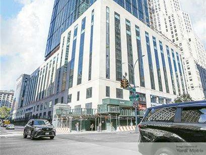 Exterior shot of One Madison Avenue, a Manhattan office building.