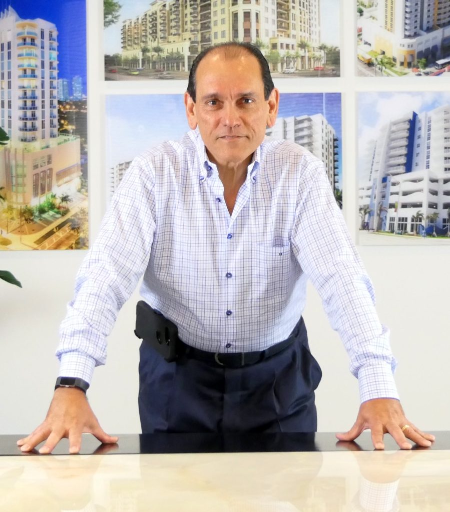 A photo of Henry Torres.