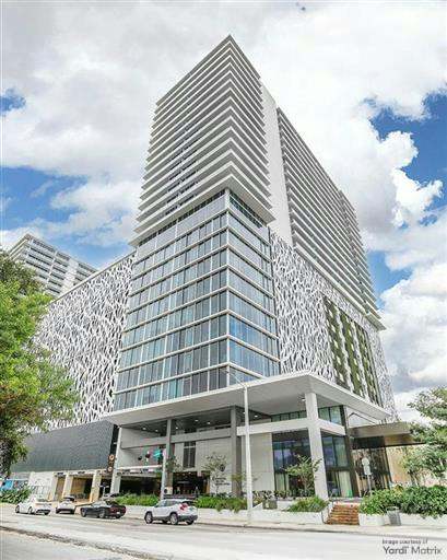 Exterior shot of Lantower River Landing, a community in Miami.
