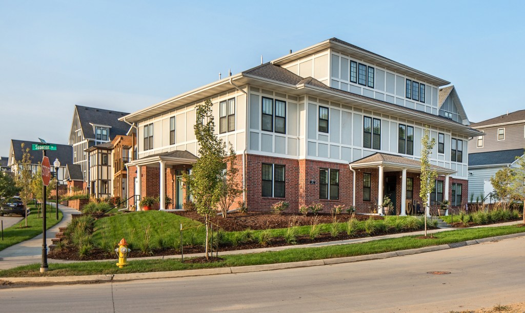 larger single-family homes in the area near Bungalows at the Lake in Papillion, Neb.