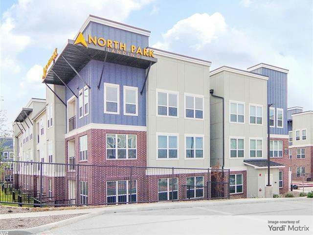 Exterior shot of Northpark Landing, a multifamily property in Fort Worth, Texas.
