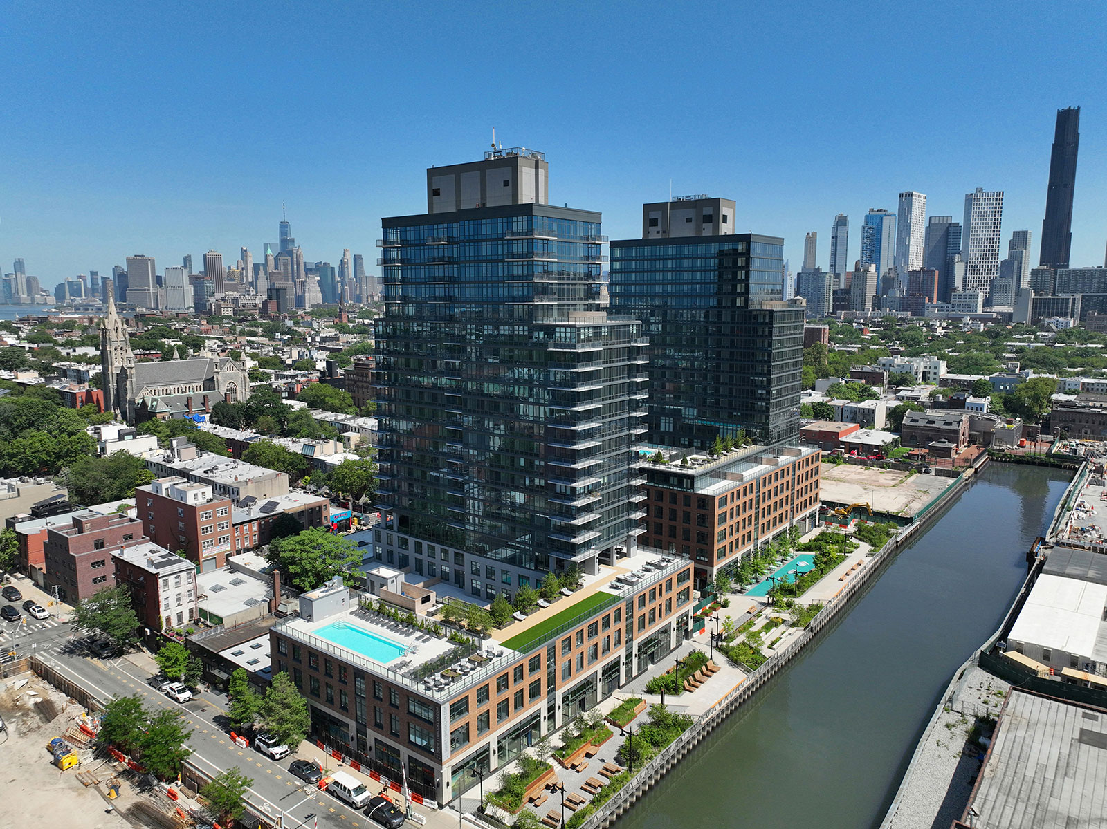 Aerial shot of Society Brooklyn, a two-tower residential community in Brooklyn.