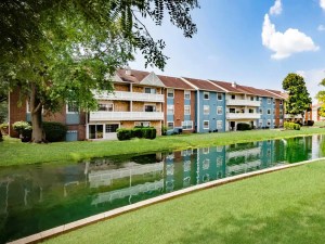 2,000-unit Canterbury Green