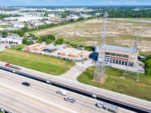 Outside shot of HP Storage, a 59,935-square-foot storage asset located in Houston.