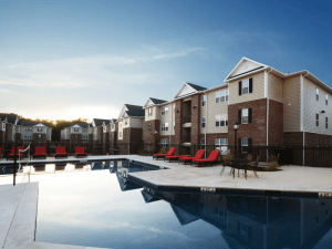 A photo of Varsity House Apartments, a 708-bed student housing community serving the University of Oklahoma-Norman