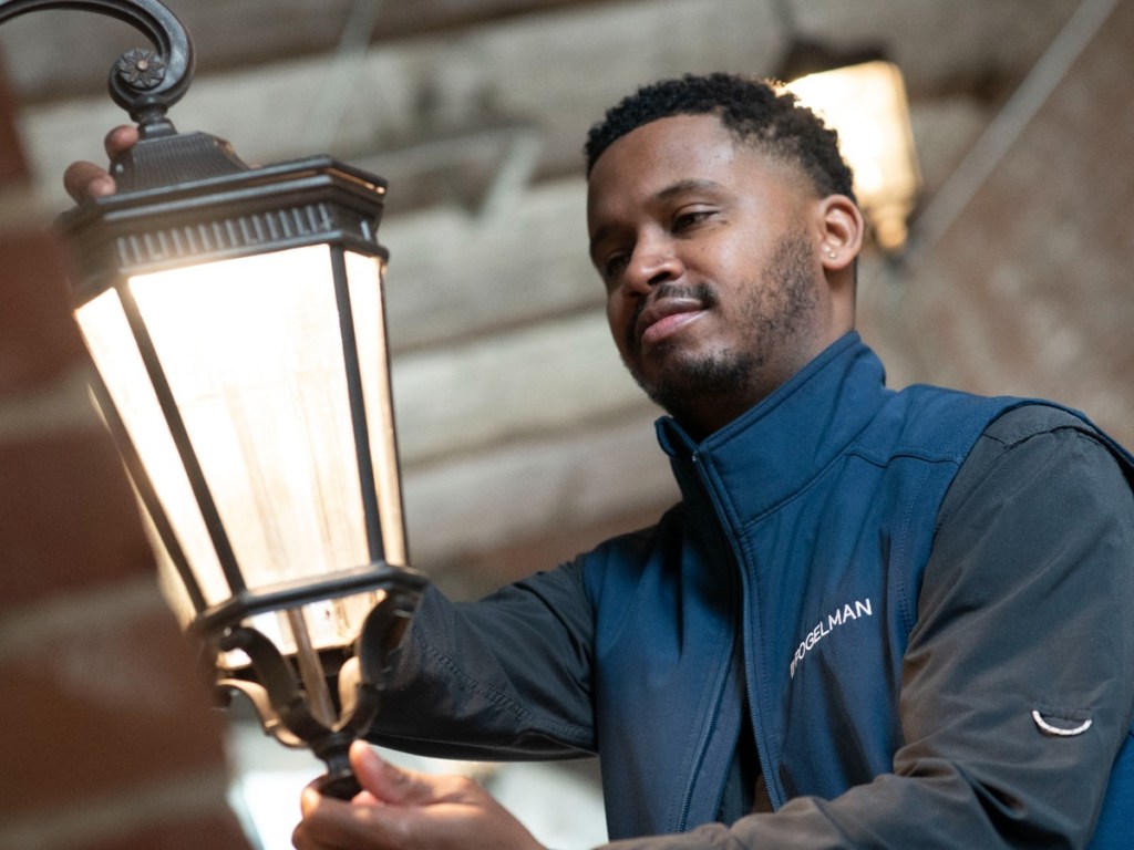 Fogelman onsite maintenance team member for Multifamily Reputation Management: The Reset After Takeover
