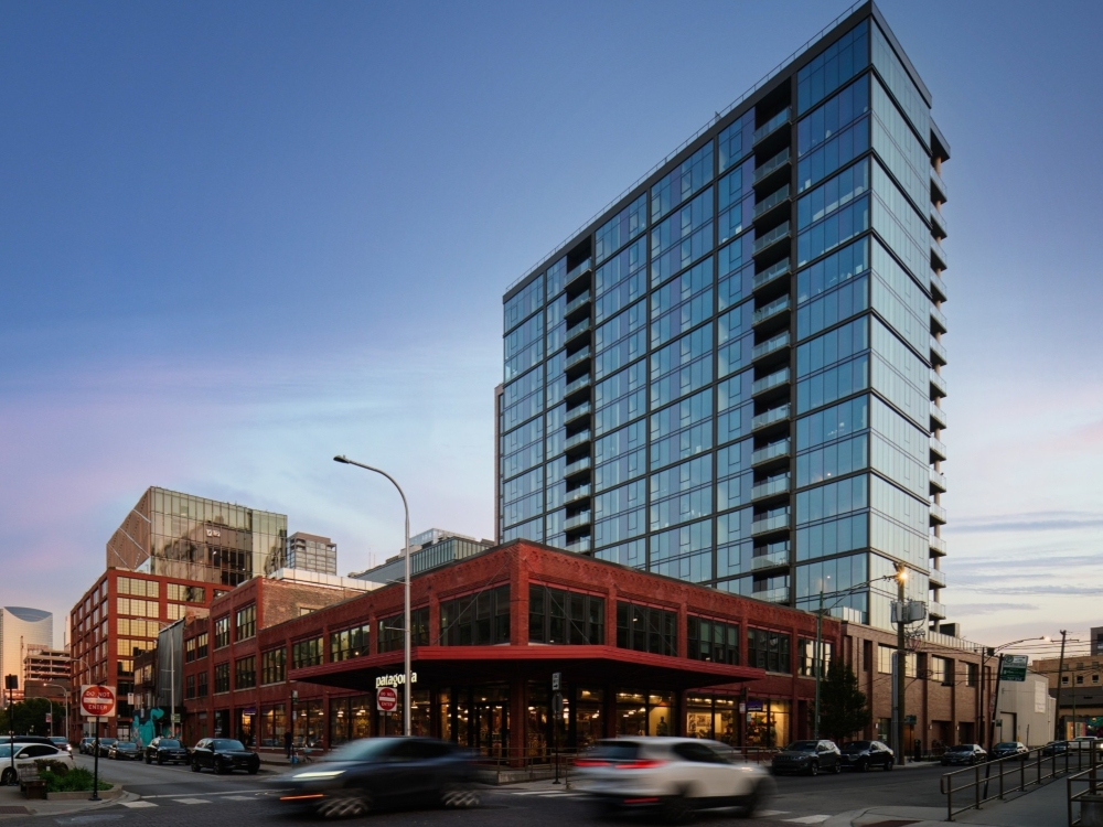 Exterior shot of Arthur on Aberdeen, a community in Chicago.