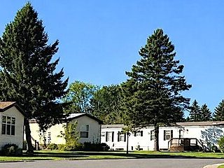 Exterior shot of Vintage Acres,a mobile home community in Duluth, Minn.