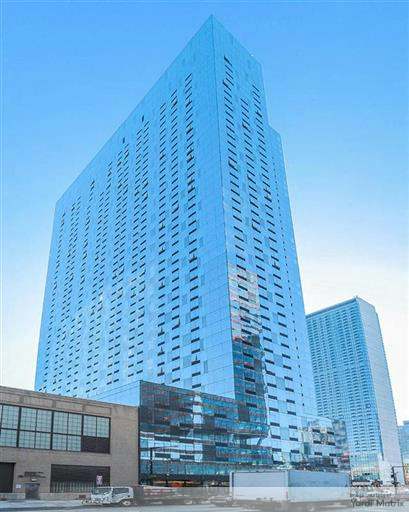 Exterior shot featuring the side of one of the three towers that make up the 1,872-unit Jackson Park in Long Island City, N.Y.