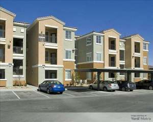 Outdoor shot of the 164-unit Miro at the Parc multifamily community in Henderson, Nev.