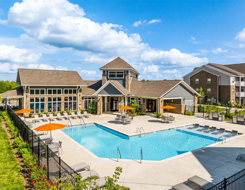 The pool area at Trails at Hunter Pointe in Gallatin, Tenn.