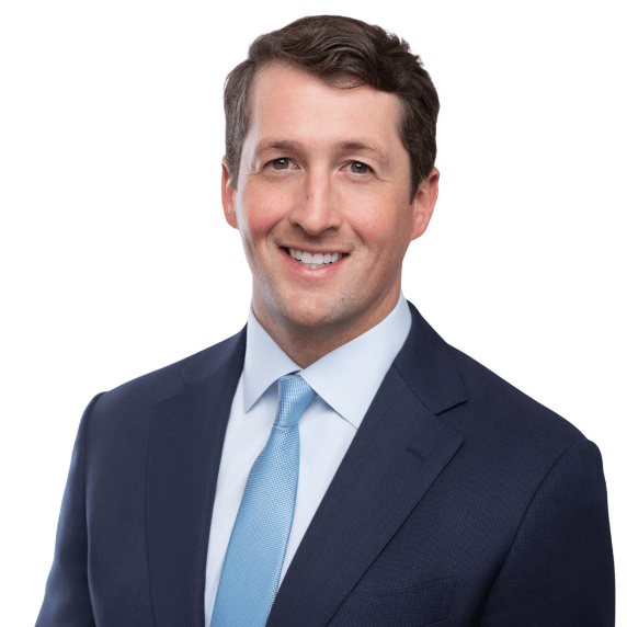 Headshot of Ian Symington