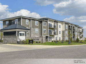 Exterior shot of Buckstone Flats, a multifamily community in Columbus, Ohio's Obetz suburb.