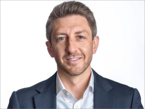 Headshot of Joey Chilelli, Partner at Vanbarton Group.