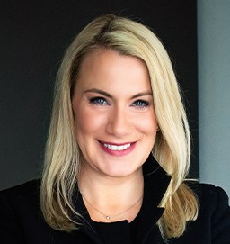 Headshot of Suzanne Rosnowski
